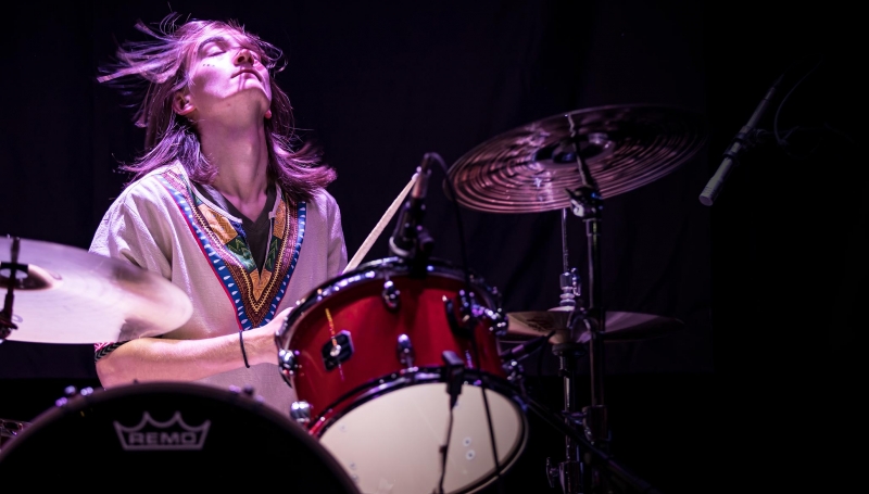 Why You Should Definitely Play Multiple Instruments article hero image