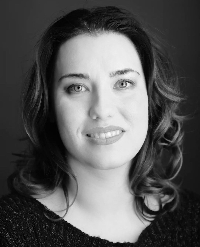 Vocal Teacher, Keyboard + Piano Teacher Holly Chaplin