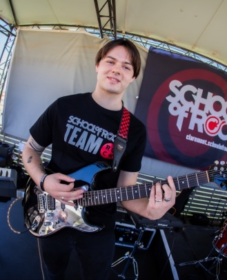 Guitar Teacher James Broad