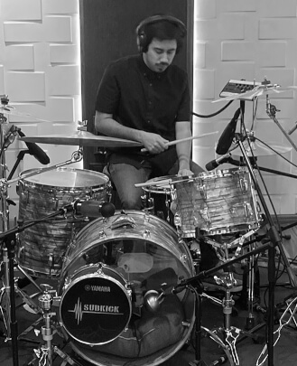 Profesor de Batería y Director de Ensayo Jesus Zamora