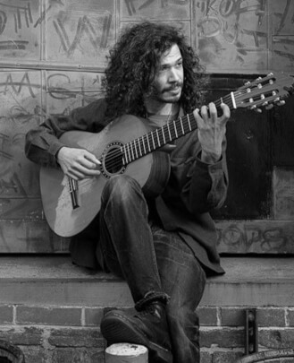 Guitar Teacher, Bass Guitar Teacher Marcel Borbón