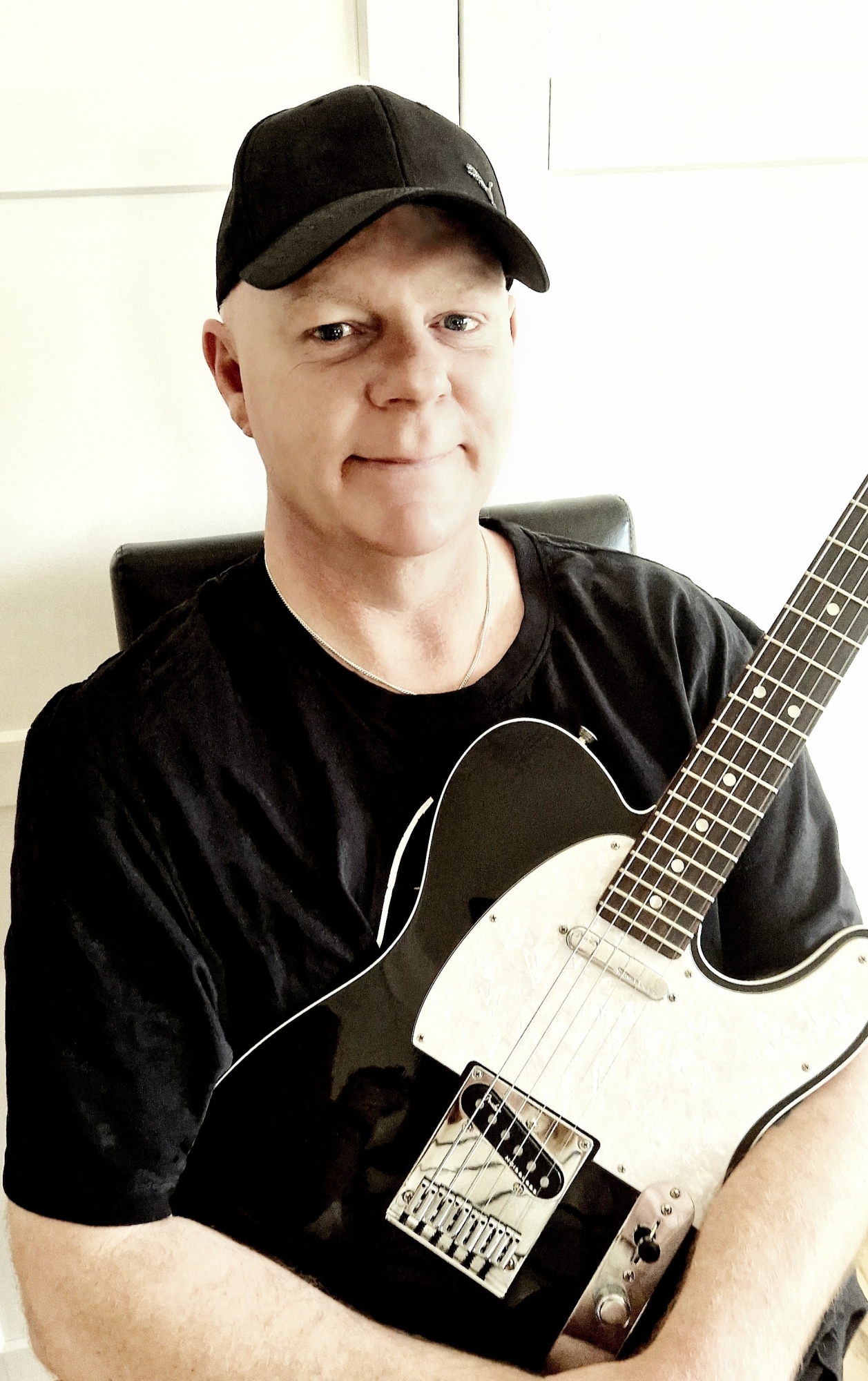 Guitar Teacher Steve Farrell