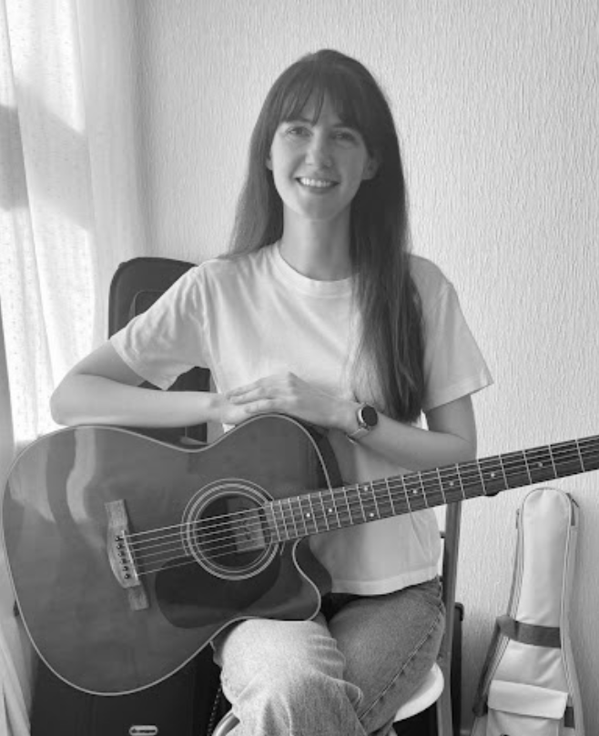 Guitar Teacher, Vocal Teacher Bernadette Boorer