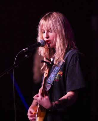 Keyboard + Piano Teacher, Vocal Teacher Ella Reichert