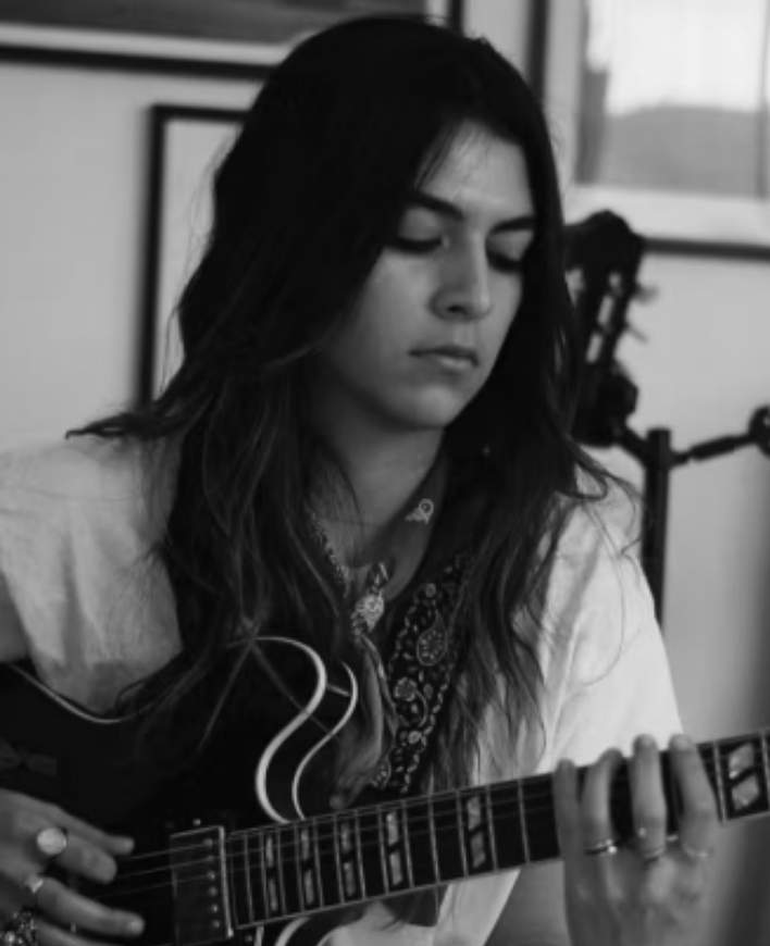 Guitar Teacher, Bass Guitar Teacher Paulina Aguirre